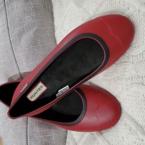 Hunter womens red black ballerina flats suede leather insoles UK size 5 US 7 EUC